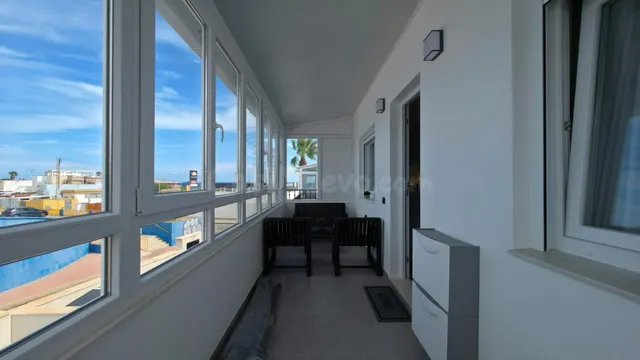 Encantador Bungalow Totalmente Reformado Con Vistas Al Mar ! — 5