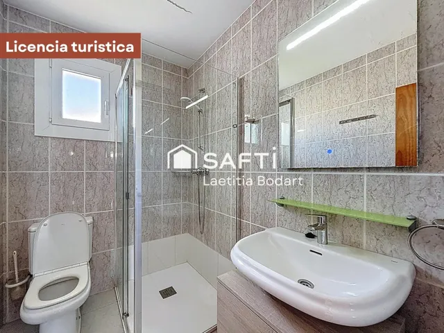 Casa de pescador con licencia turística y amarre - Empuriabrava — 27