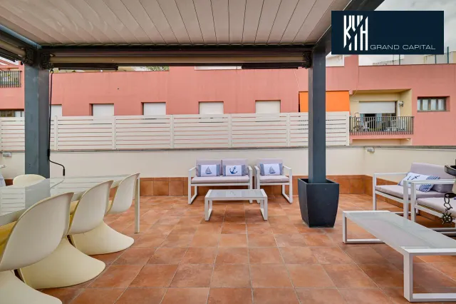 CASA PAREADA EN SANT FELIU DE GUIXOLS — 35