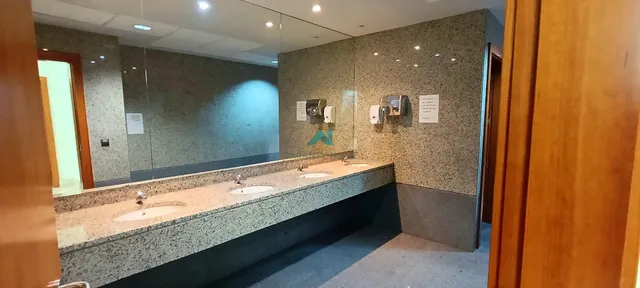 Se alquila oficina en Vitoria — 28