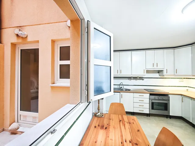 En Venta Piso en el Paseo Maritimo de ALmeria Capital — 43