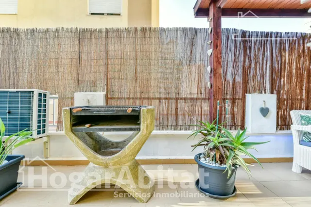 Reformado con terraza y licencia turística junto al mar — 33