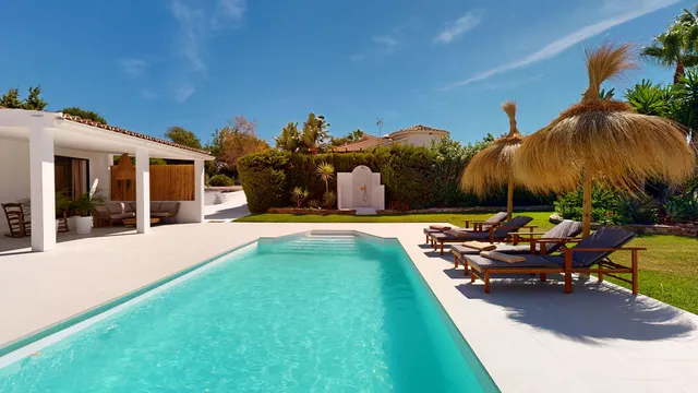 Chalet 3 habitaciones 265m² en venta - Costa Del Sol — 46