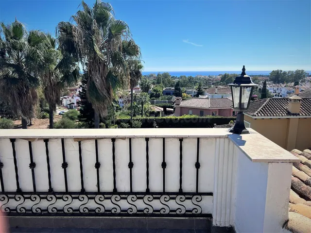 Apartamento 3 habitaciones 185m² en venta - Costa Del Sol - foto 2