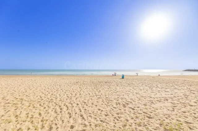 Apartamento reformado de un dormitorio en primera línea de playa en El Perellonet — 3
