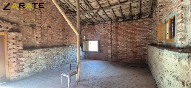 SE VENDE ANTIGUO CONVENTO EN GURIEZO — 40