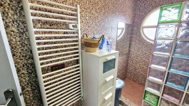 CHALET ADOSADO DE ESQUINA TOTALMENTE REFORMADO CON JARDÍN Y SOLÁRIUM — 13