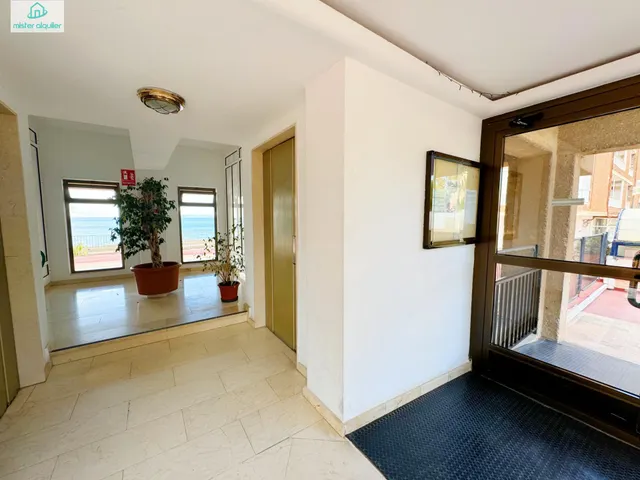 Apartamento 3 habitaciones 90m² en alquiler - Cabo de las huertas — 42