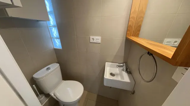 Piso de 3 dormitorios en alquiler -  barrio san antón — 13