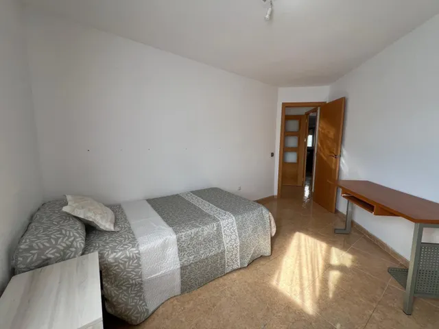¡habitaciones DE ALQUILER A 5 MIN DE RENFE! — 9