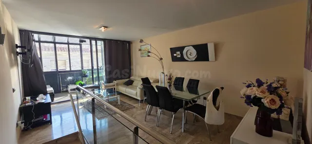 Dúplex en primera línea de mar en l’Ametlla: dos terrazas, vistas espectaculares y piscina comunitaria — 2