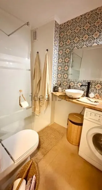 ¡Atención inversores! Estudio renovado a 20 metros de la playa de Los Locos · Torrevieja — 8