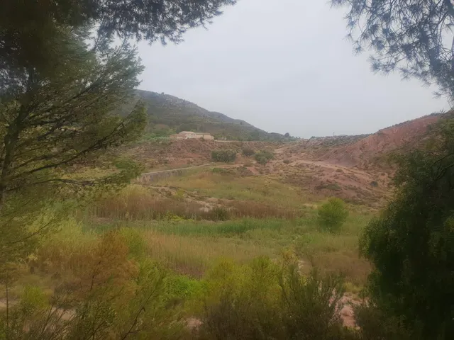 EXCELENTE CHALET A 2 MINUTOS DE PETRER — 11