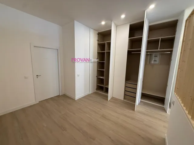 APARTAMENTO- ESTUDIO CON UN DORMITORIO A ESTRENAR! — 8