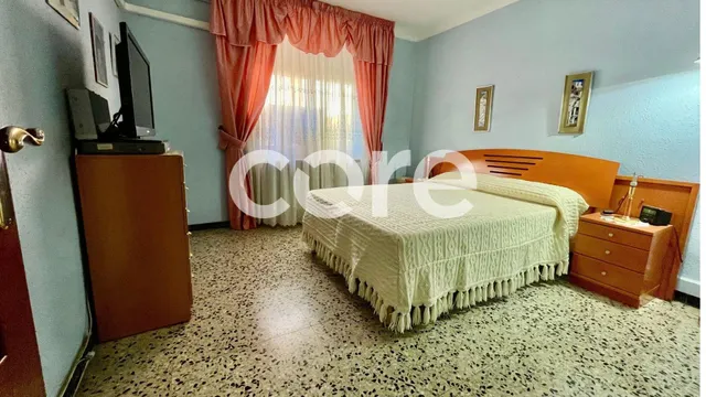 Amplio piso con Patio — 19