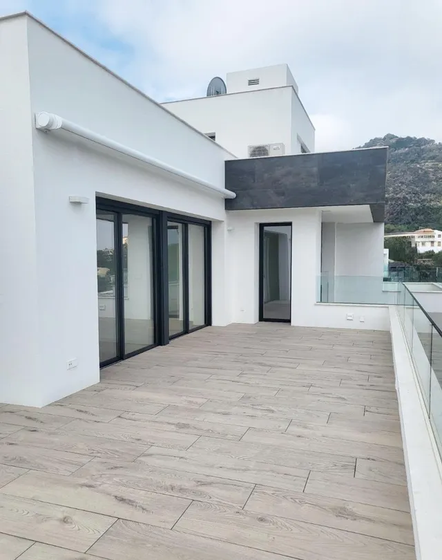 EXCLUSIVO PENTHOUSE EN LA SELLA JUNTO AL PRESTIGIOSO CAMPO D - foto 4