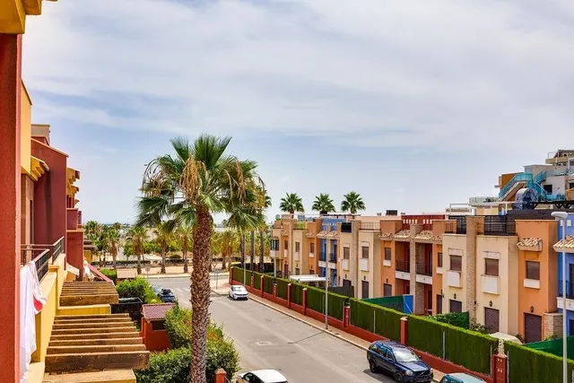 SE VENDE APARTAMENTO CON SOLARIUM EN LOMAS DE CABO ROIG — 32