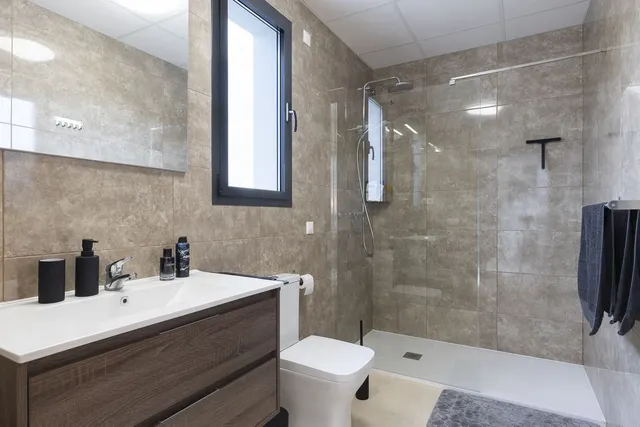 Chalet 4 habitaciones 199m² en venta - South of spain — 49