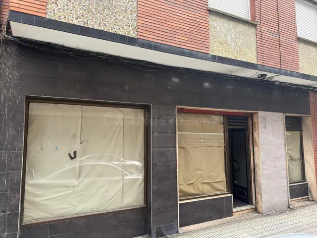 ¡OPORTUNIDAD ÚNICA! Local Comercial en el Corazón de Sama de