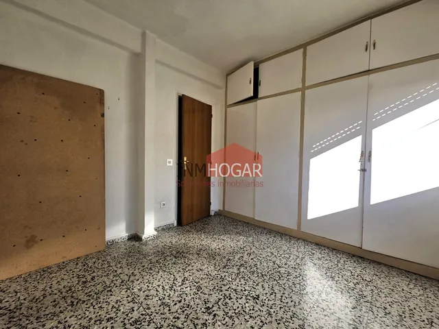 Amplia y luminosa vivienda en venta en la zona de san roque, Ávila — 14
