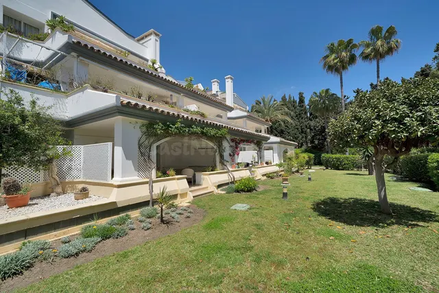 Apartamento 2 habitaciones 107m² en venta - Costa Del Sol - foto 2