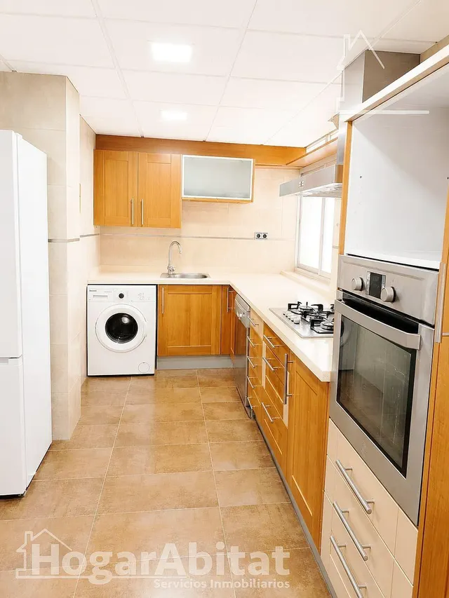¡preciosas vistas! amplio, bonito y exterior con balcón y trastero — 8