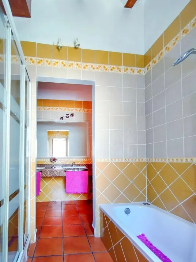Casa de Pueblo 4 habitaciones 265m² en venta - Pueblo — 32