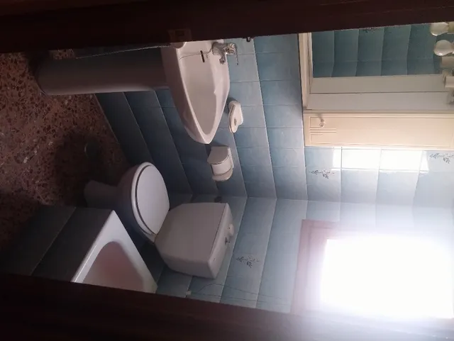 Vivienda muy amplia en CAudete, 123 m2, con 4 dormitorios, 2 baños, posibilidad de cochera independiente por 20.000 € — 2