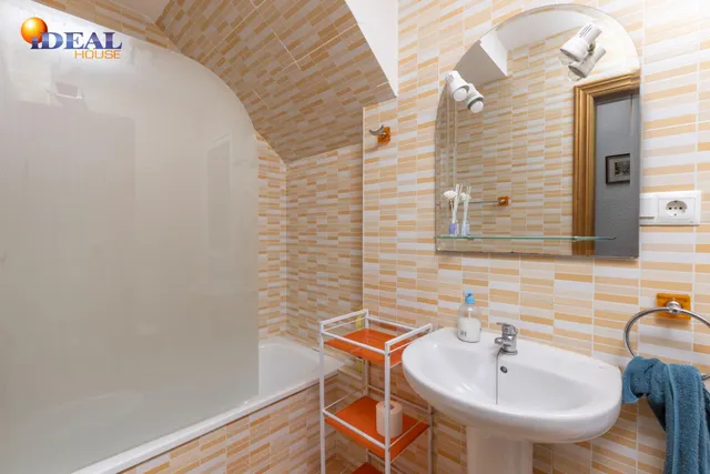 Edificio en venta completo junto a Gran Vía- Bajo Albaicín — 19