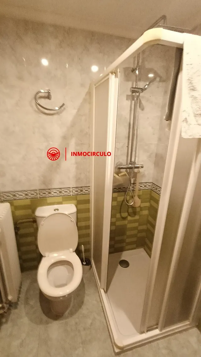 El mejor piso de cuatro dormitorios te está esperando — 24