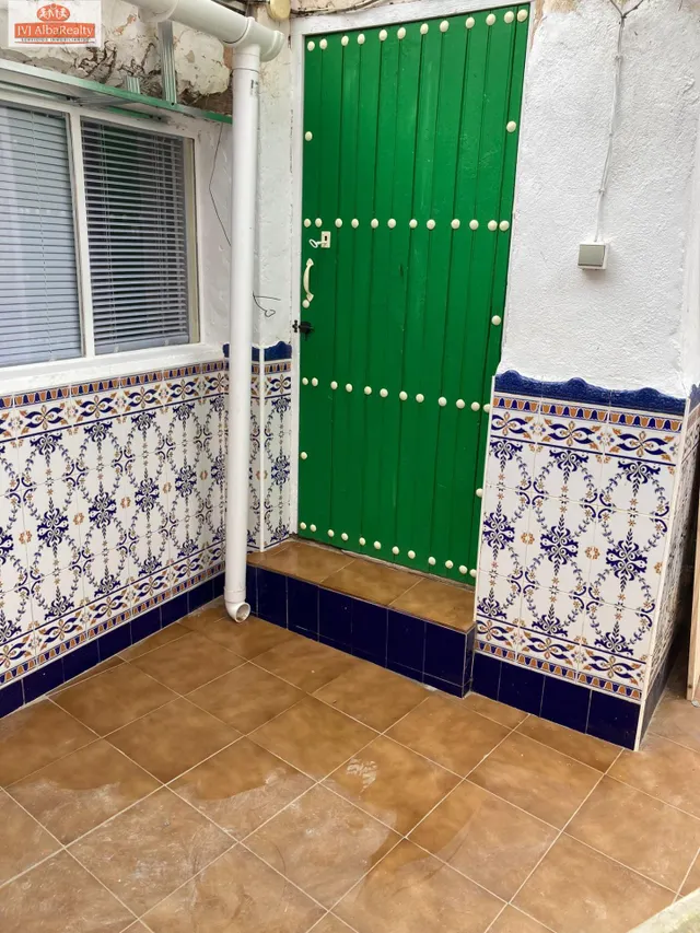 CASA EN PLANTA BAJA SEMIREFORMADA EN LAS CASAS DE JUAN NUÑEZ. — 16