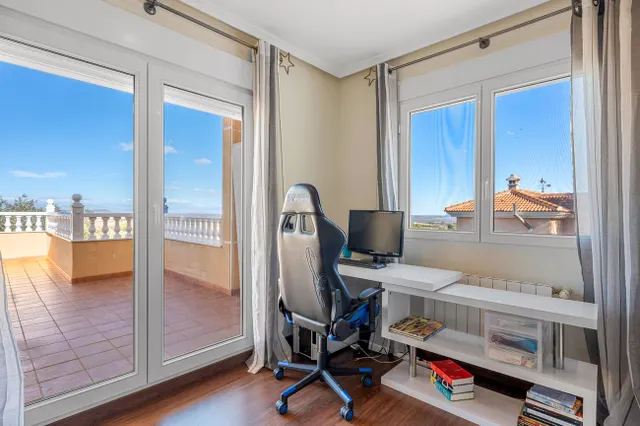Villa 3 habitaciones en venta - Ciudad de las Comunicaciones — 20