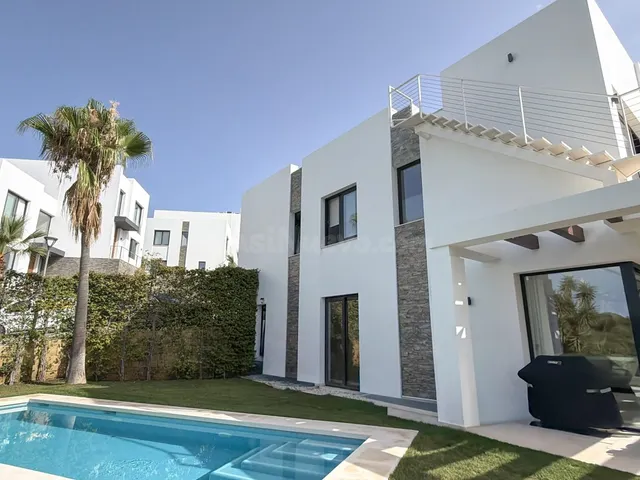 Casa-Chalet en Venta en Sitio De Calahonda Málaga — 33