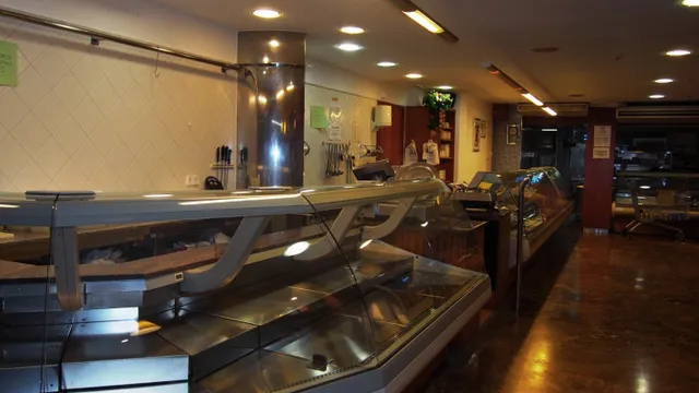Magnífico local comercial orientado a tienda de comidas preparadas!! — 6