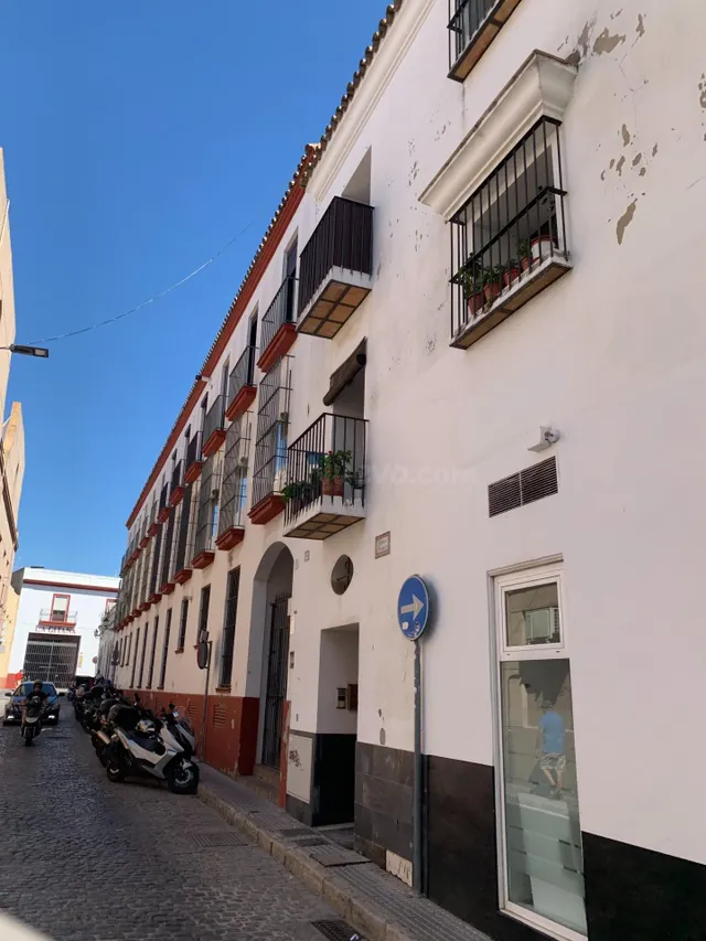 Amplio Apartamento en el Corazón de Sanlúcar de Barrameda - foto 4