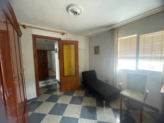 Piso para reformar en la coronación, zona oeste de jerez. ¡edificio con ascensor! — 8