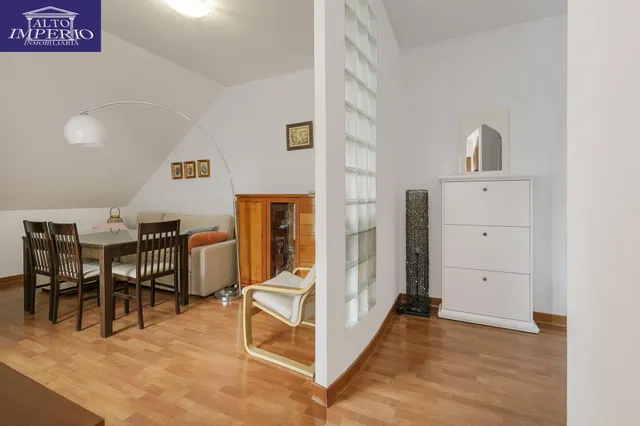 Ático en venta en La Zubia — 12