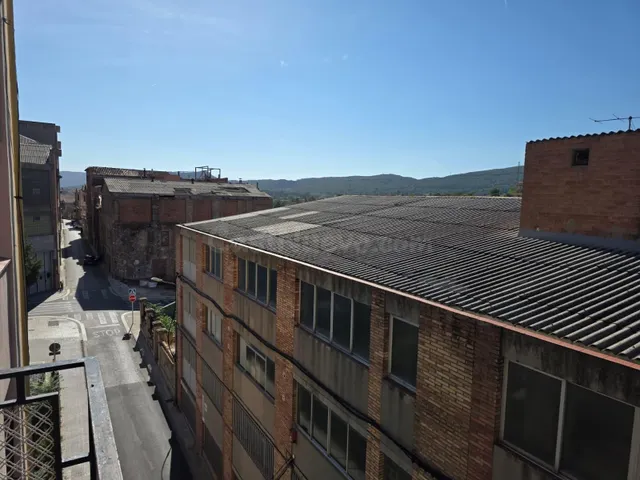 VENTA PISO EN IGUALADA ZONA REC 3 habitaciones Y BALCÓN!! - foto 5