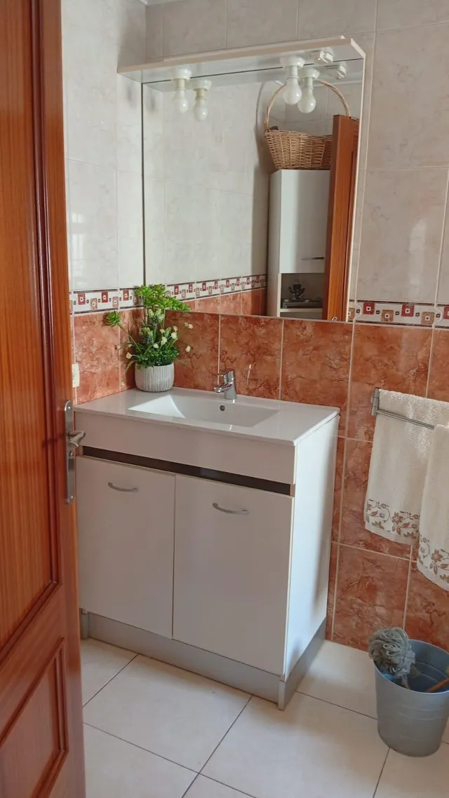 Guarchacho. Piso 3 habitaciones, 2 baños, 2 terrazas, garaje, 2 cocinas — 11