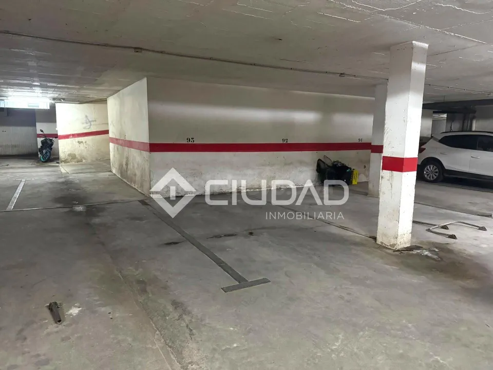 Garaje a la venta en el centro
