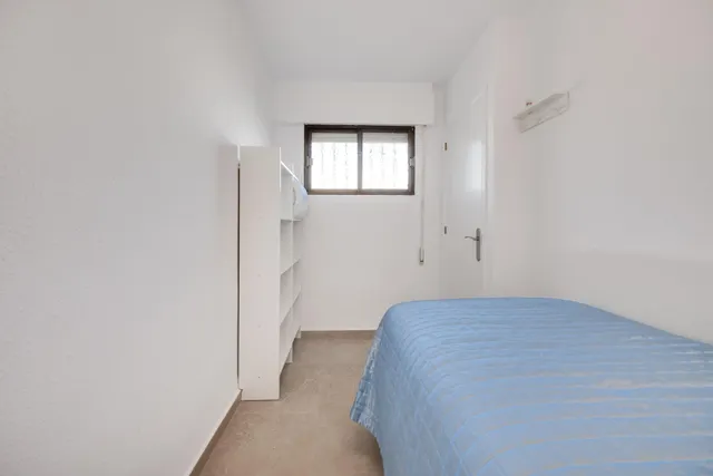 VISTAS AL MAR! PISO DE 2 DORMITORIOS EN TORREVIEJA , TOTALMENTE REFORMADO — 29
