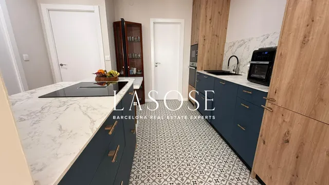 Espectacular piso amueblado con terraza privada en alquiler vacacional en La Collada — 10