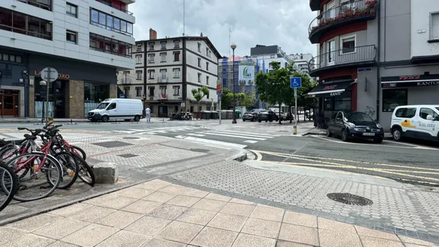 Garaje 16m² en venta - Centro - foto 3