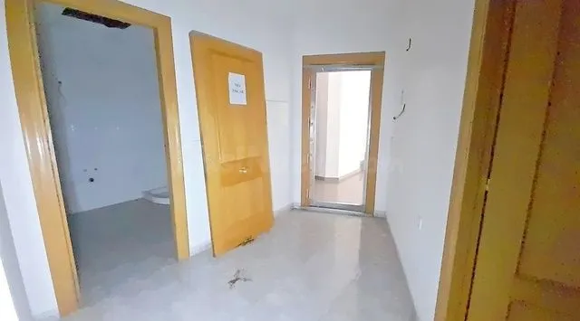 Oportunidad de inversión en Murcia – Piso con garaje y trast - foto 4