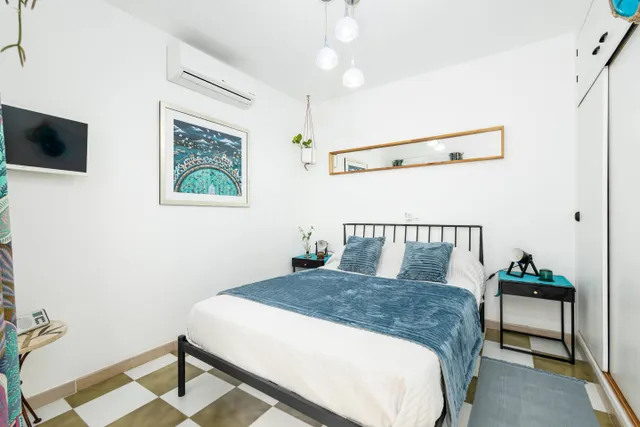 Casa unifamiliar en venta  con piscina privada, 5 dormitorios y amplio patio en Málaga — 35