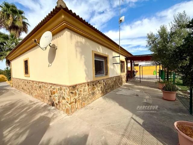 Casa de Campo en El Higuerón, Córdoba con Piscina. - foto 2