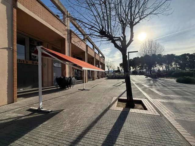 LOCAL EN VENTA O NEGOCIO EN TRASPASO Y ALQUILER EN EL CENTRO - foto 4
