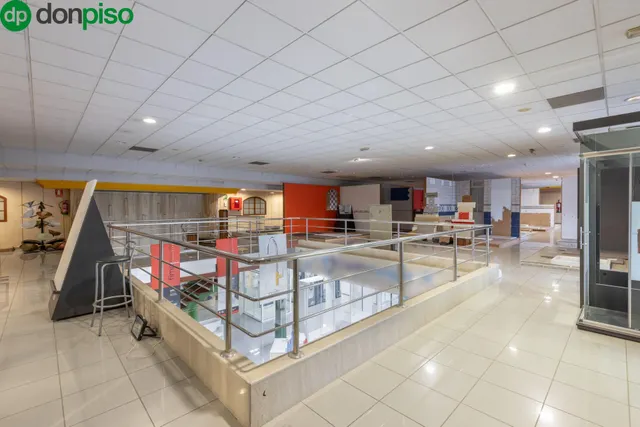 Venta Instalaciones Comerciales — 12