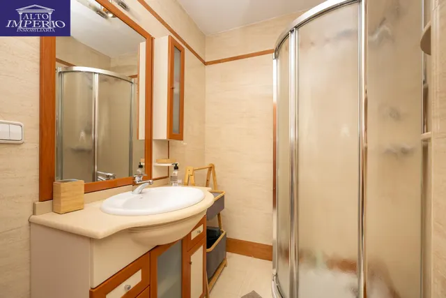 Piso y cochera en venta junto Acera de Darro. — 33