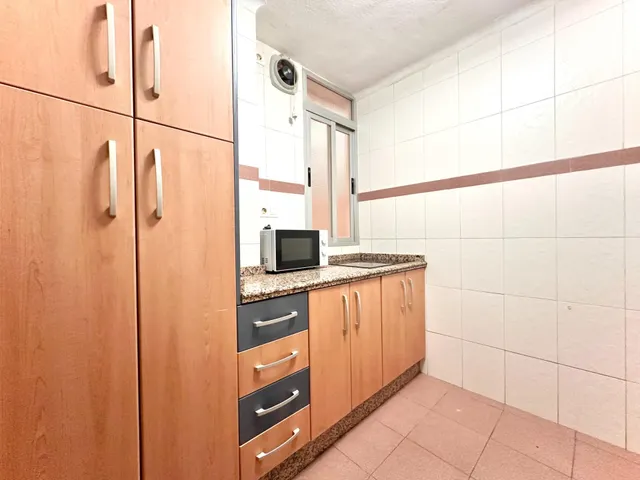 Piso en venta en Avenida Dilar — 11
